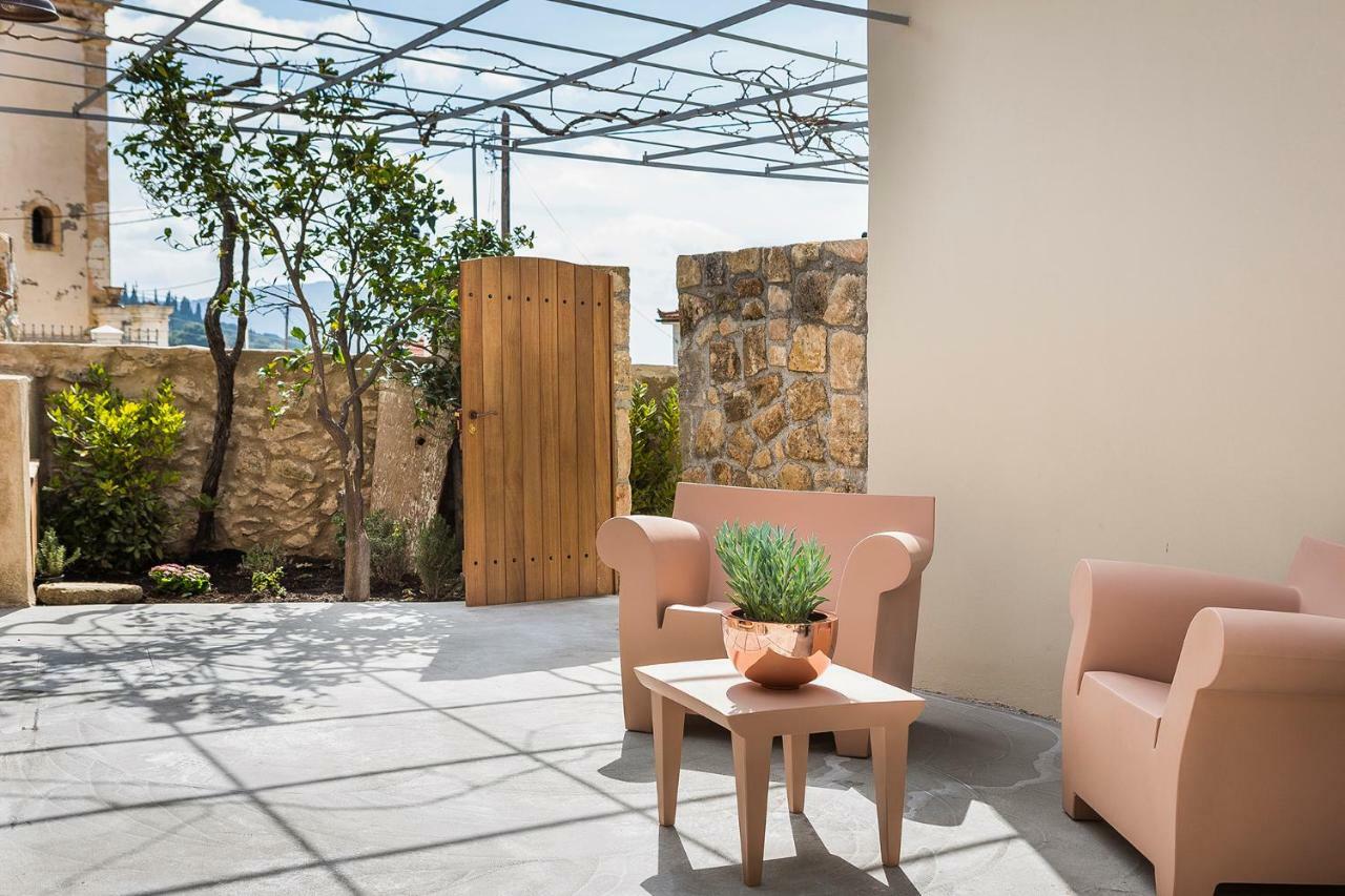 Villa Daniela - Saint Nikolas Retreat Faraklata المظهر الخارجي الصورة